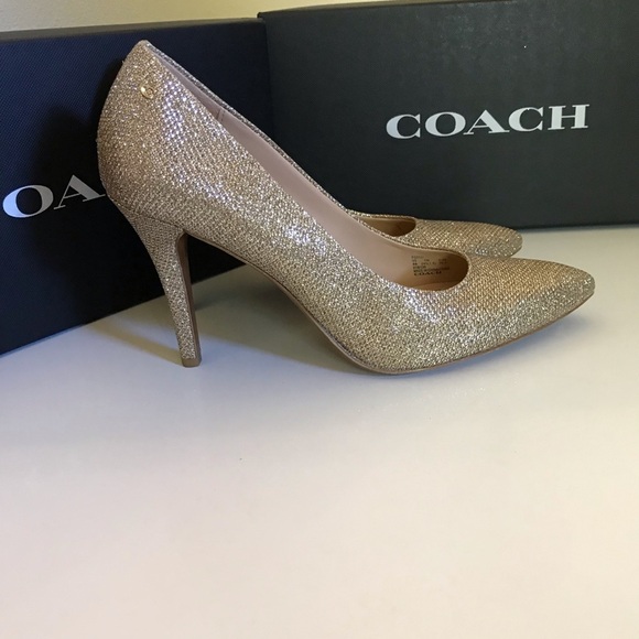 Coach Gold Size 8 NWT Addie Heels - Picture 1 of 5